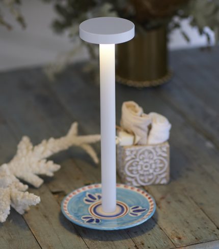 lampada ricaricabile colore bianco base ceramica